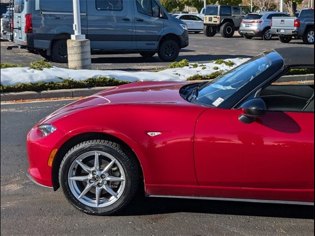 2016 Mazda MX-5 Miata Sport