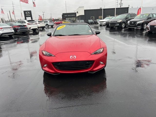 2016 Mazda MX-5 Miata Sport