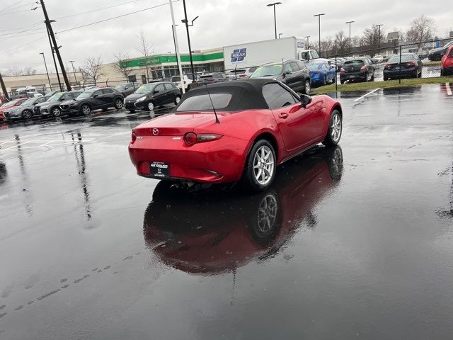 2016 Mazda MX-5 Miata Sport