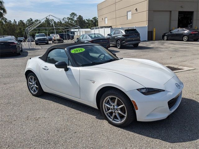 2016 Mazda MX-5 Miata Sport