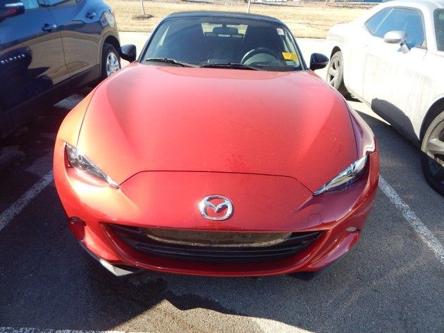 2016 Mazda MX-5 Miata Sport