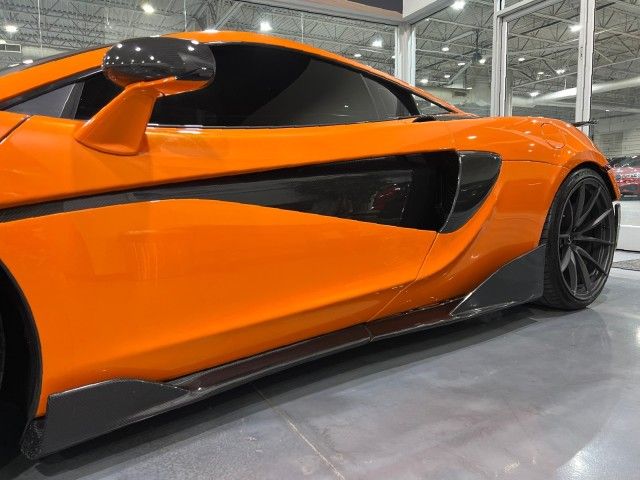 2016 McLaren 570S Base