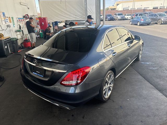 2016 Mercedes-Benz C-Class 300