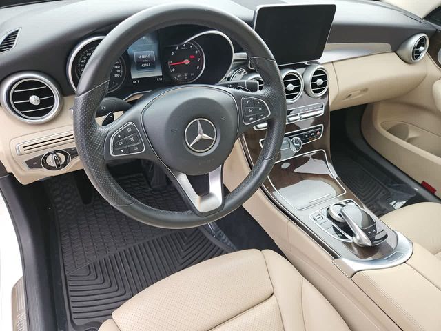 2016 Mercedes-Benz C-Class 300