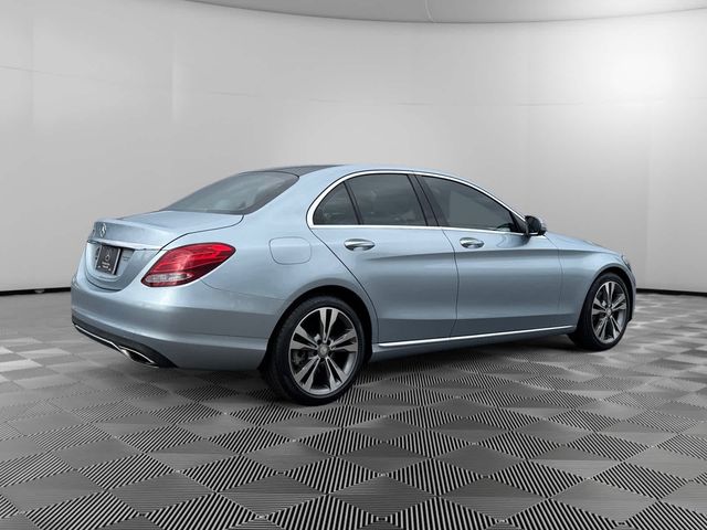 2016 Mercedes-Benz C-Class 300