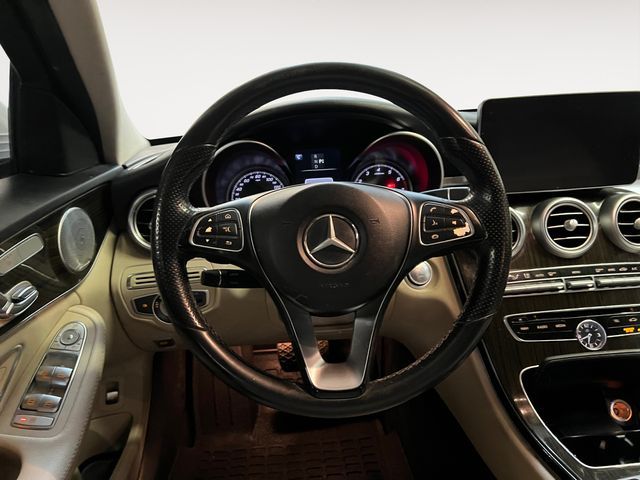 2016 Mercedes-Benz C-Class 300