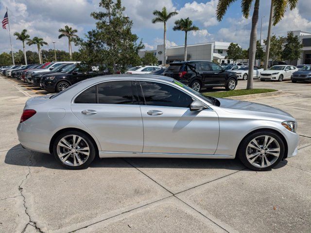 2016 Mercedes-Benz C-Class 300