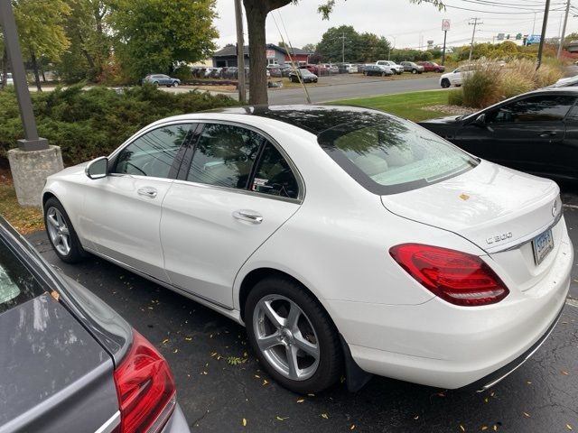 2016 Mercedes-Benz C-Class 300