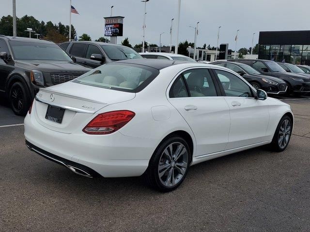 2016 Mercedes-Benz C-Class 300