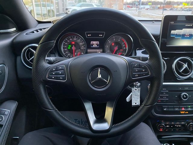 2016 Mercedes-Benz CLA 250