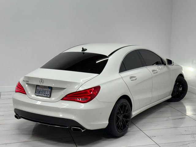 2016 Mercedes-Benz CLA 250