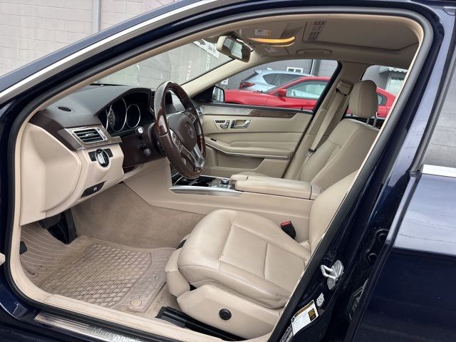 2016 Mercedes-Benz E-Class 