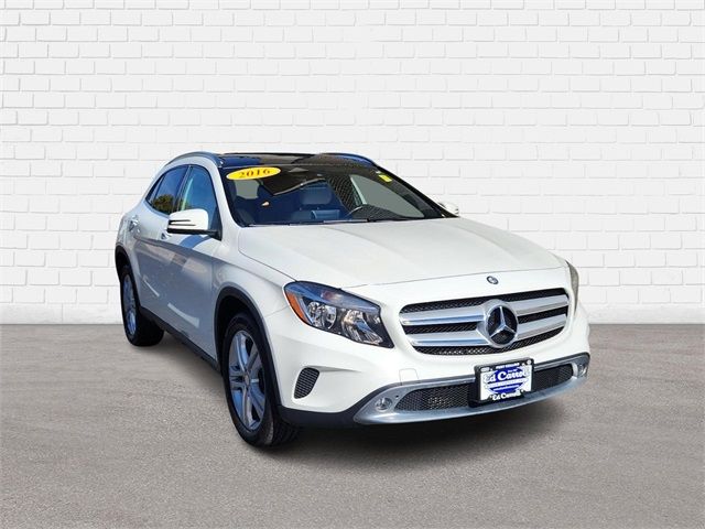 2016 Mercedes-Benz GLA 250