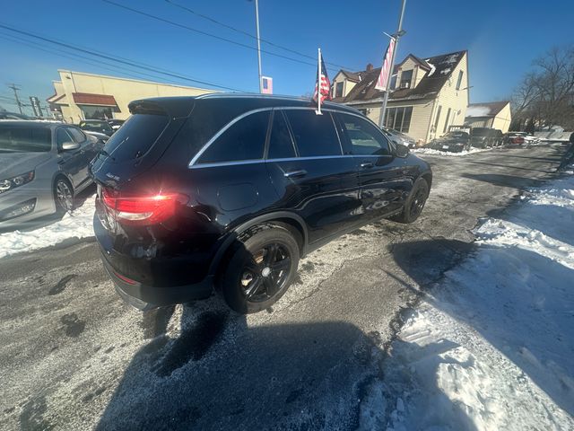 2016 Mercedes-Benz GLC 300