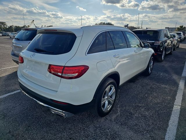 2016 Mercedes-Benz GLC 300