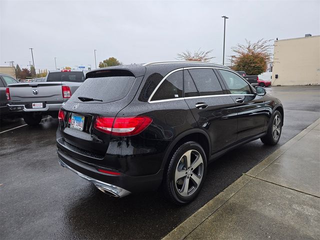 2016 Mercedes-Benz GLC 300