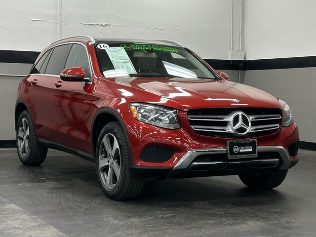 2016 Mercedes-Benz GLC 300