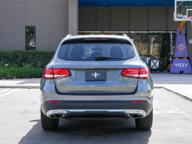 2016 Mercedes-Benz GLC 300