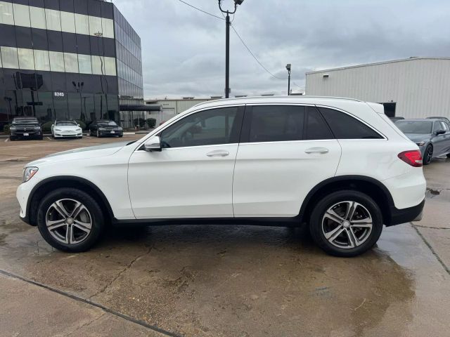 2016 Mercedes-Benz GLC 300