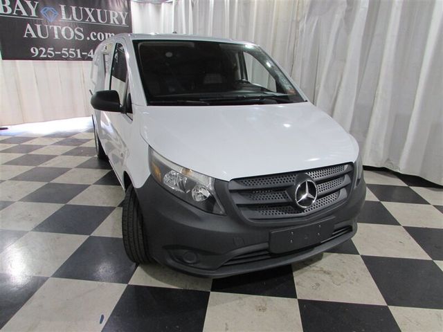 2016 Mercedes-Benz Metris Base