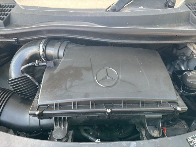 2016 Mercedes-Benz Metris Base