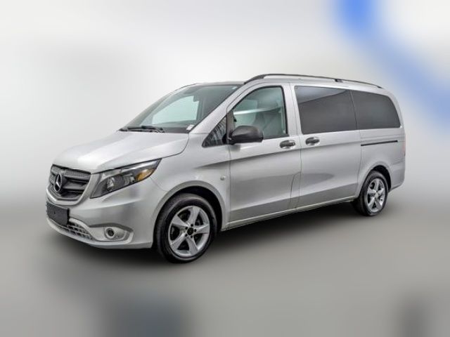 2016 Mercedes-Benz Metris Base