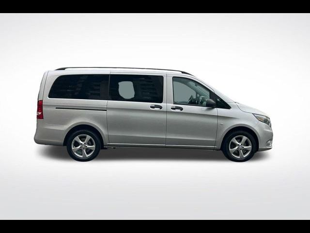 2016 Mercedes-Benz Metris Base