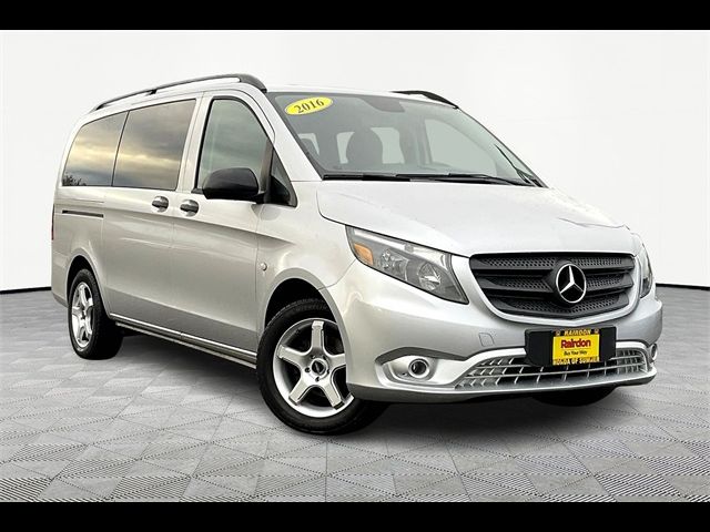 2016 Mercedes-Benz Metris Base