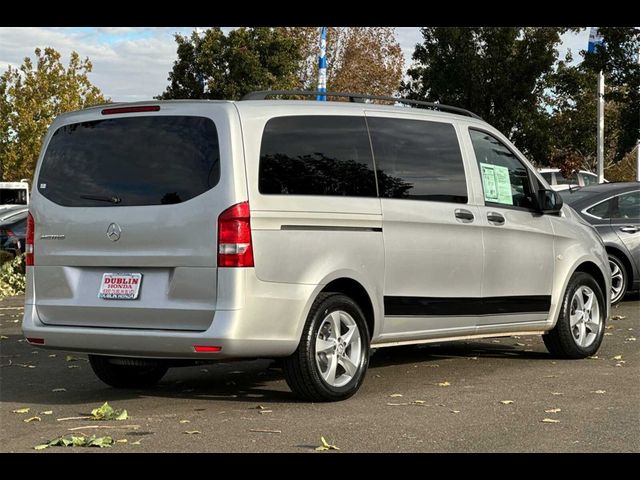 2016 Mercedes-Benz Metris Base