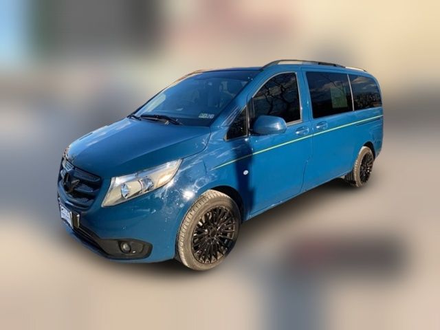 2016 Mercedes-Benz Metris Base