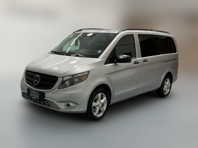 2016 Mercedes-Benz Metris Base
