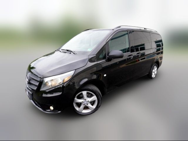 2016 Mercedes-Benz Metris Base