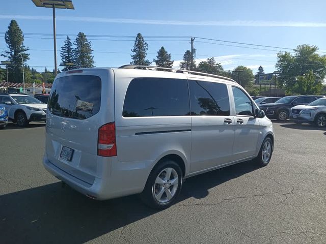 2016 Mercedes-Benz Metris Base