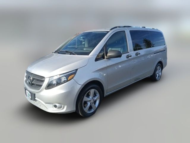 2016 Mercedes-Benz Metris Base