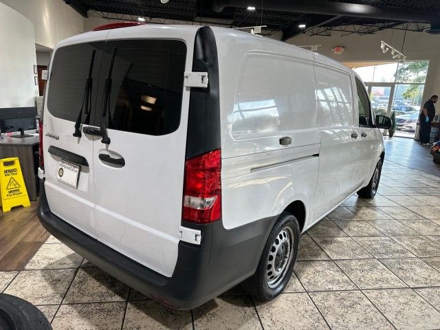 2016 Mercedes-Benz Metris Base