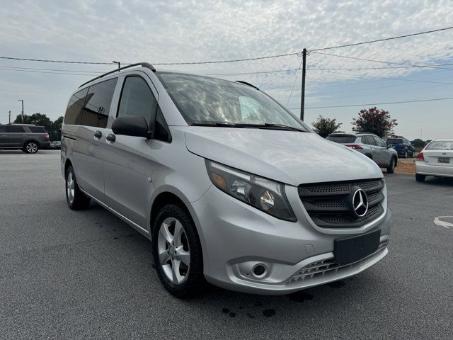 2016 Mercedes-Benz Metris Base