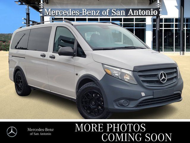 2016 Mercedes-Benz Metris Base