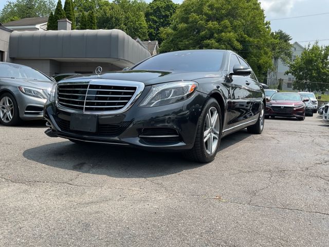 2016 Mercedes-Benz S-Class 550