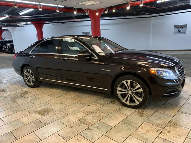 2016 Mercedes-Benz S-Class 550