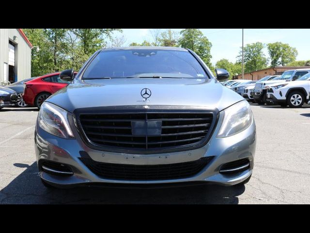 2016 Mercedes-Benz S-Class 550