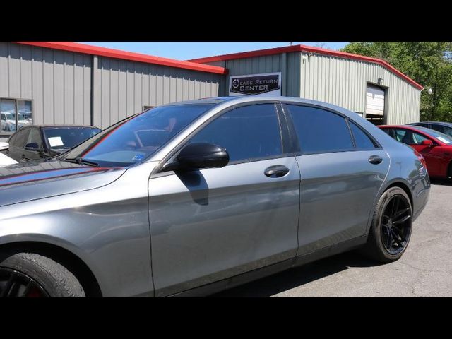 2016 Mercedes-Benz S-Class 550
