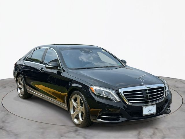 2016 Mercedes-Benz S-Class 550