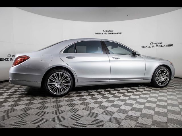 2016 Mercedes-Benz S-Class 550