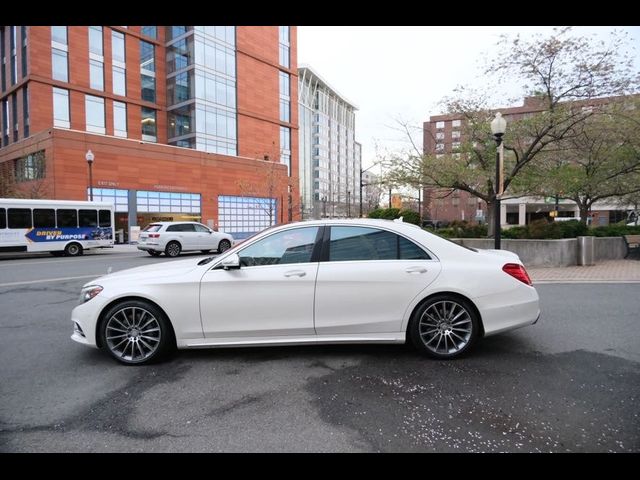 2016 Mercedes-Benz S-Class 550