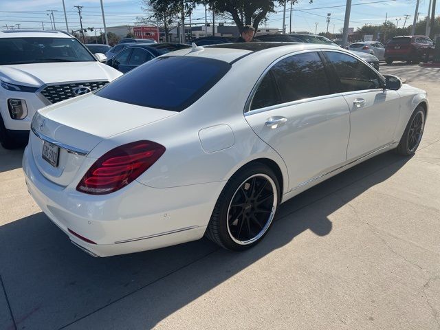 2016 Mercedes-Benz S-Class 550