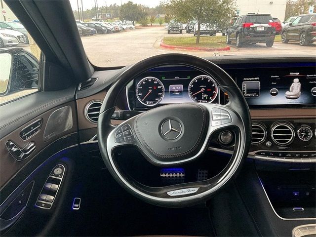 2016 Mercedes-Benz S-Class 550