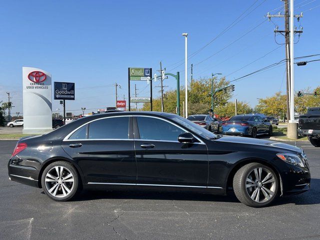 2016 Mercedes-Benz S-Class 550