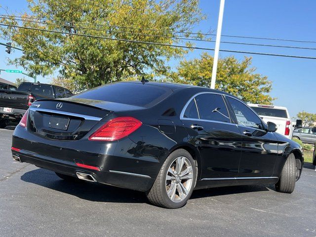 2016 Mercedes-Benz S-Class 550