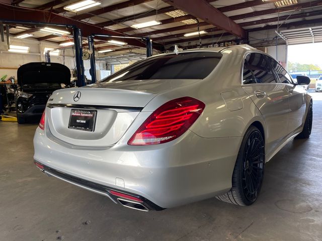 2016 Mercedes-Benz S-Class 550