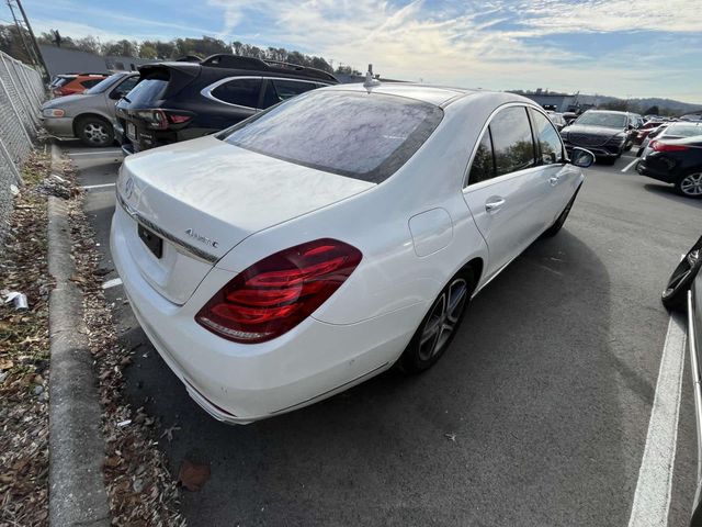 2016 Mercedes-Benz S-Class 550